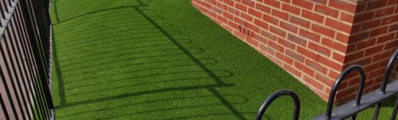 ▷5 Reasons That Artificial Grass Withstands Heavy Foot Traffic In El Cajon